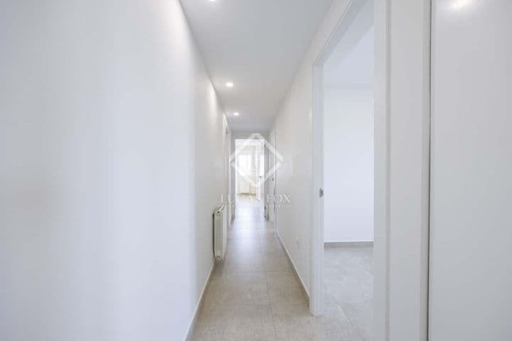 3 bedrooms apartment for rent in Valencia, Spain - Image 11
