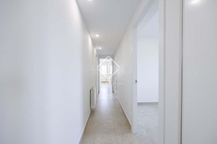 3 bedrooms apartment for rent in Valencia, Spain - Image 11