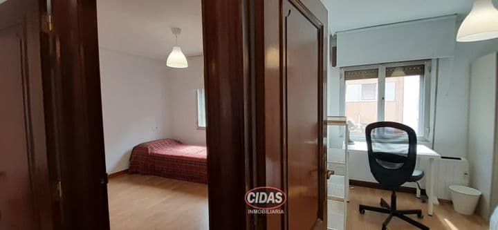 3 bedrooms apartment for rent in Oviedo, Spain - Image 6