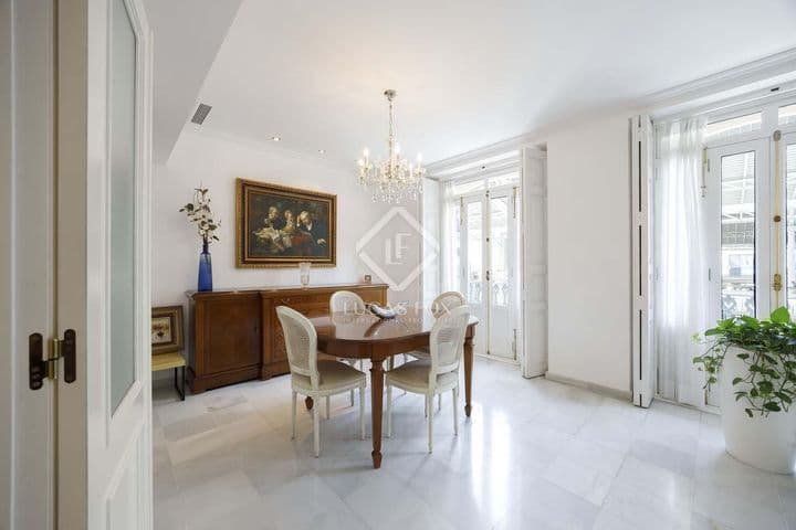 3 bedrooms apartment for rent in Valencia, Spain - Image 3