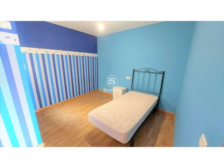 3 bedrooms apartment for rent in Pontevedra, Spain - Image 7