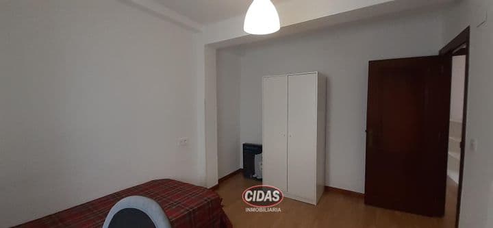 3 bedrooms apartment for rent in Oviedo, Spain - Image 11