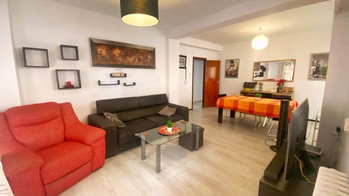 3 bedrooms apartment for rent in Camino de Ronda, Spain - Image 3