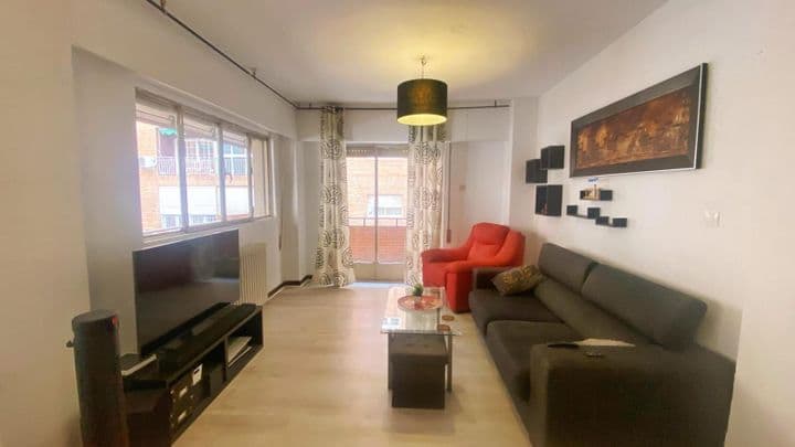 3 bedrooms apartment for rent in Camino de Ronda, Spain - Image 2