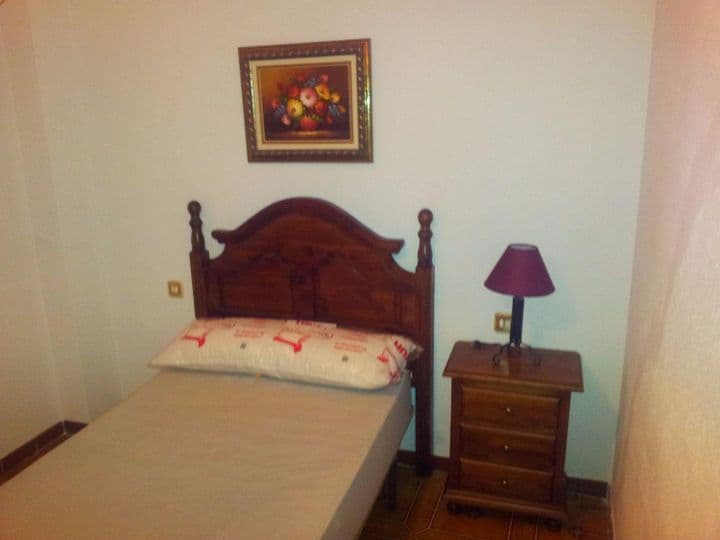 3 bedrooms apartment for rent in Segovia, Spain - Image 11