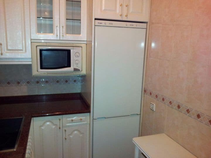 3 bedrooms apartment for rent in Segovia, Spain - Image 3