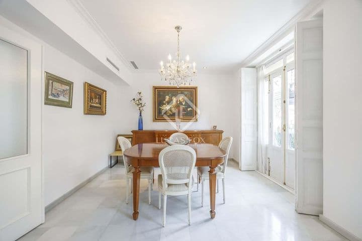 3 bedrooms apartment for rent in Valencia, Spain - Image 4