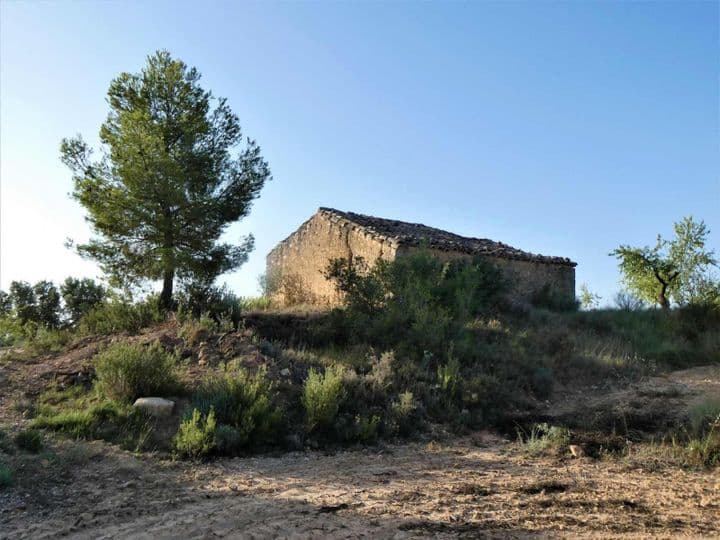 House for sale in Maella, Spain - Image 12