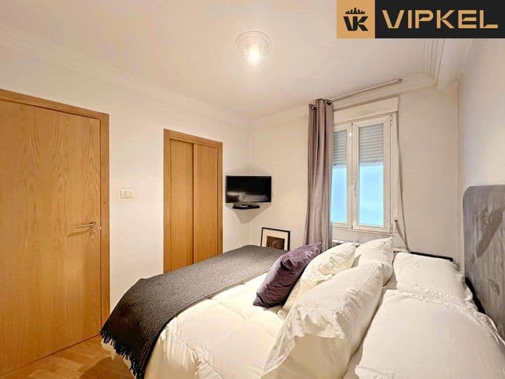 4 bedrooms apartment for sale in Ourense, Spain - Image 9