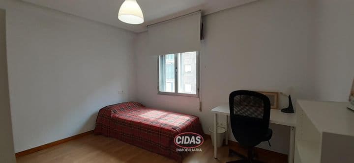 3 bedrooms apartment for rent in Oviedo, Spain - Image 7