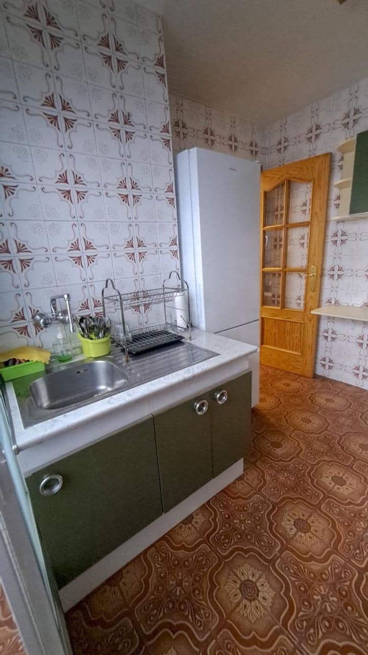 3 bedrooms apartment for rent in Granada, Spain - Image 3