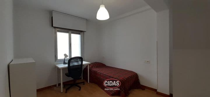 3 bedrooms apartment for rent in Oviedo, Spain - Image 10