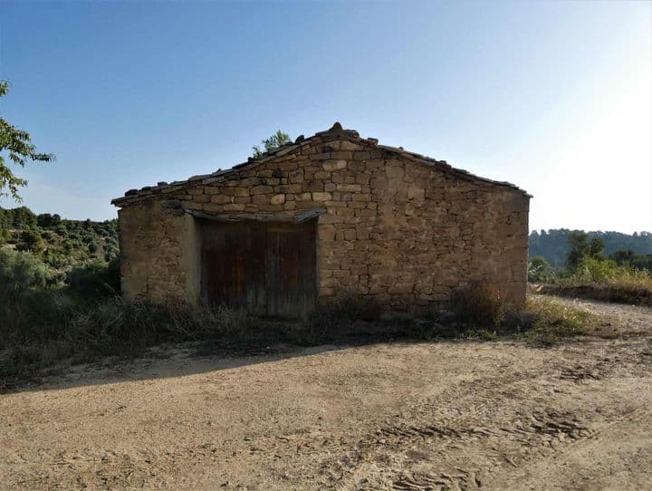 House for sale in Maella, Spain - Image 4