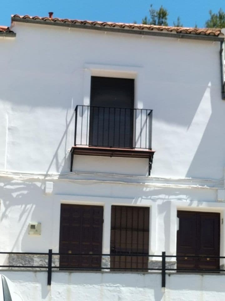 3 bedrooms house for sale in Seville, Spain - Image 2