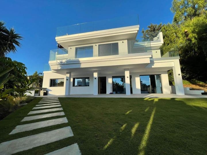 7 bedrooms house for rent in Nueva Andalucia, Spain - Image 2