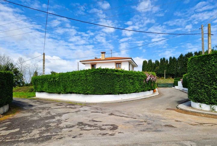 House for sale in Siero, Spain - Image 6