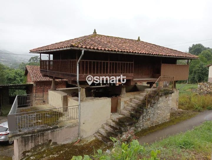 House for sale in Oviedo, Spain - Image 2