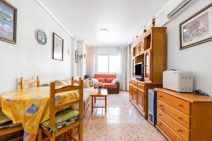 1 bedroom apartment for sale in Playa de los Locos, Spain - Image 4