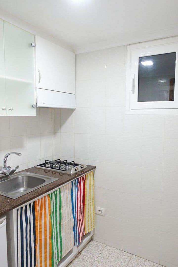 Apartment for sale in Guanarteme, Spain - Image 4