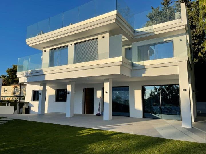 7 bedrooms house for rent in Nueva Andalucia, Spain - Image 3