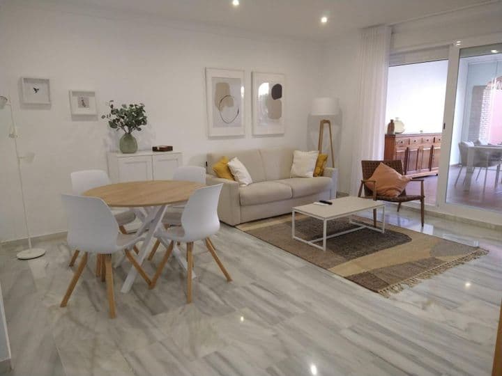 2 bedrooms apartment for rent in Ricardo Soriano, Spain - Image 7