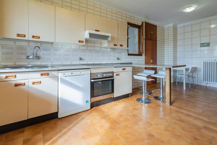 4 bedrooms apartment for sale in Pamplona, Spain - Image 11