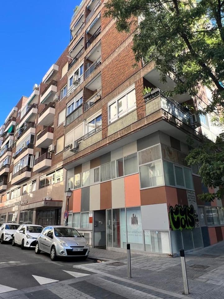 1 bedroom apartment for sale in Trafalgar, Spain - Image 2