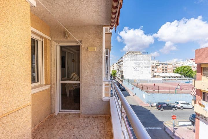 1 bedroom apartment for sale in Playa de los Locos, Spain - Image 5