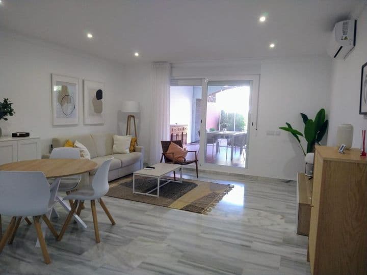 2 bedrooms apartment for rent in Ricardo Soriano, Spain - Image 6