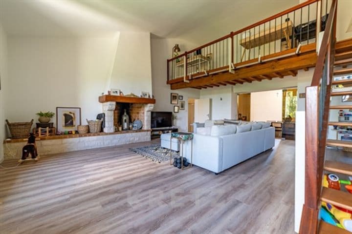 14 bedrooms house for sale in Uzes, France