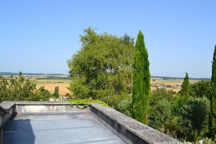 2 bedrooms house for sale in  France - Image 3