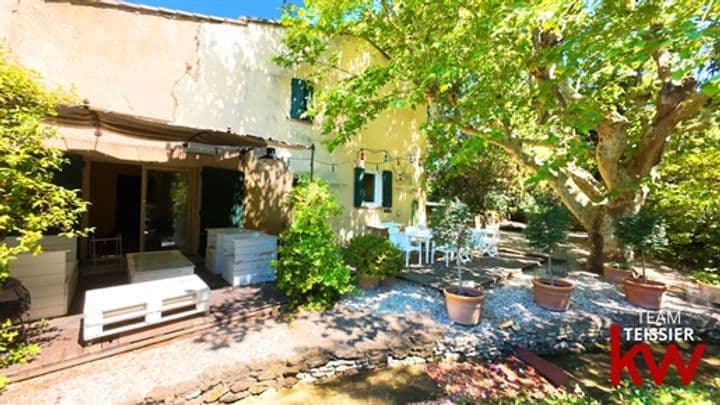 5 bedrooms other for sale in Grans, France