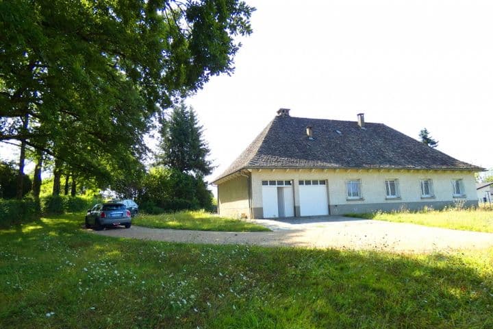 3 bedrooms house for sale in aurillac, France - Image 2