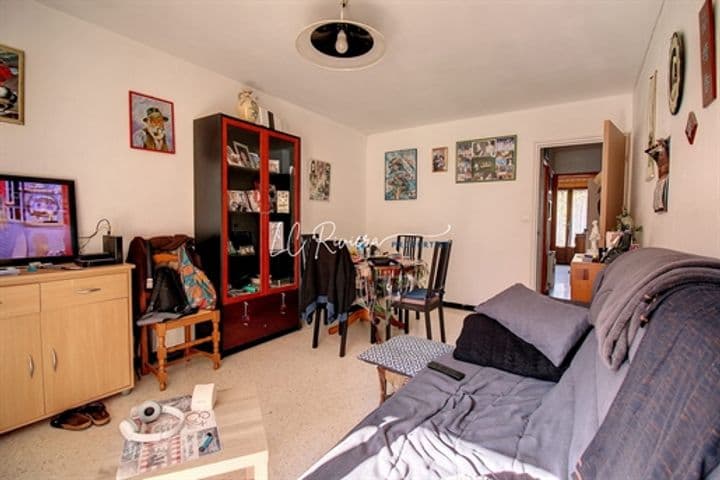 1 bedroom apartment for sale in Saint-Raphael, France - Image 5