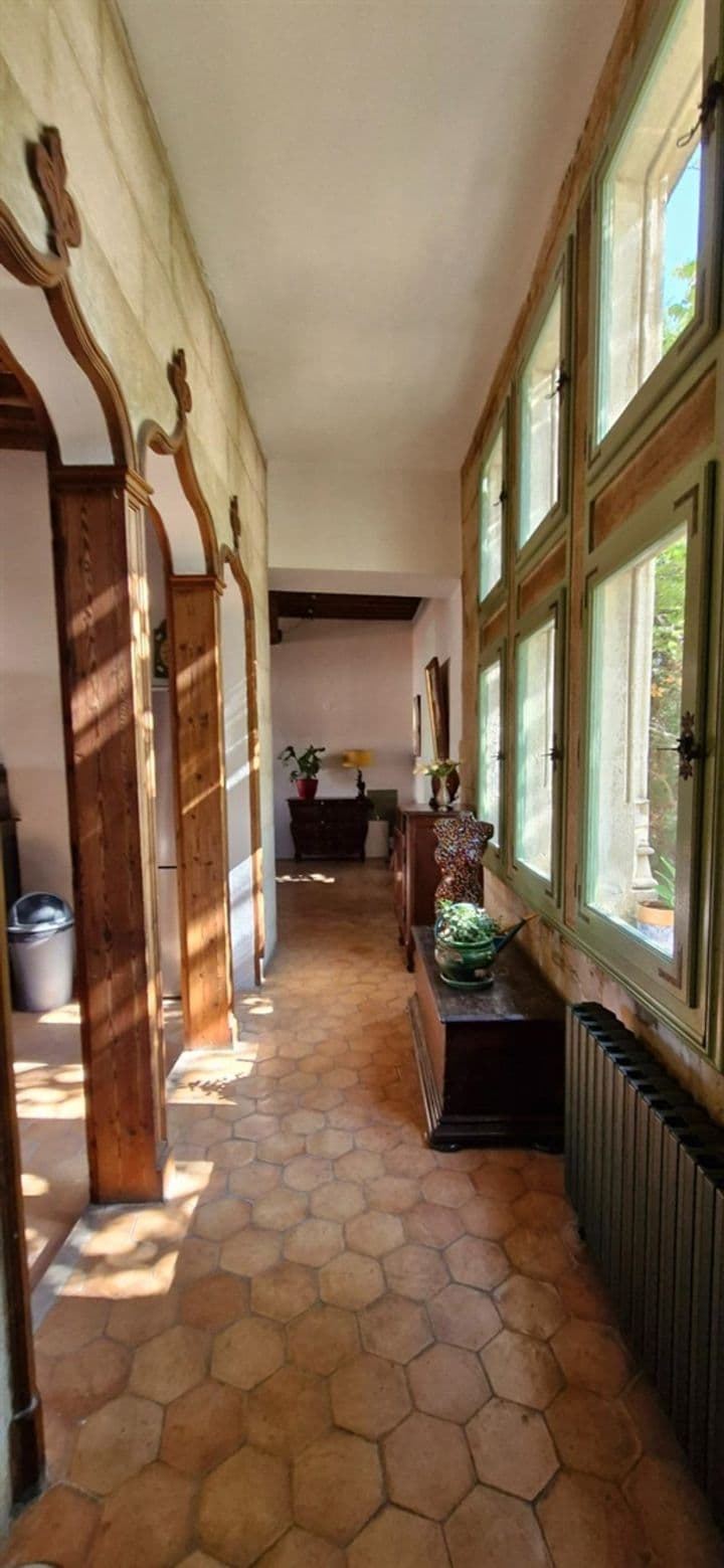 8 bedrooms other for sale in Pernes-les-Fontaines, France - Image 2