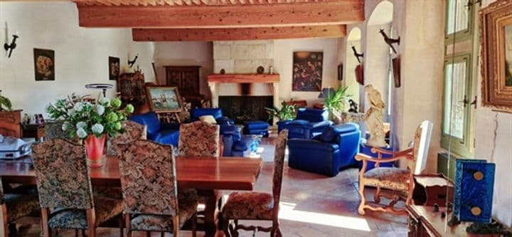 8 bedrooms other for sale in Pernes-les-Fontaines, France