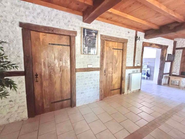 3 bedrooms house for sale in Poitou-Charentes, France - Image 7