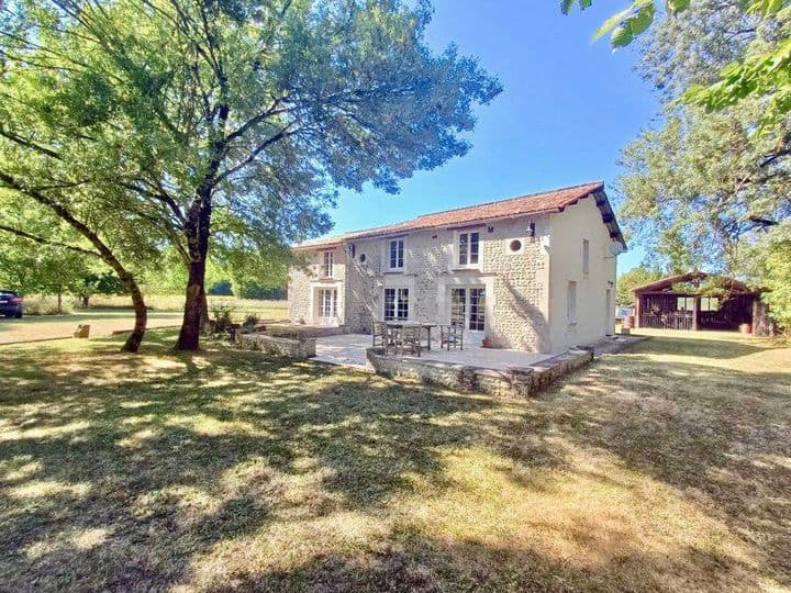 3 bedrooms house for sale in Poitou-Charentes, France - Image 8