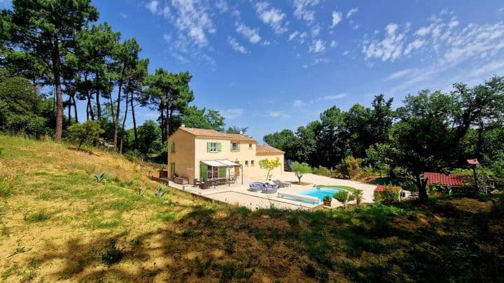 5 bedrooms house for sale in st restitut, France