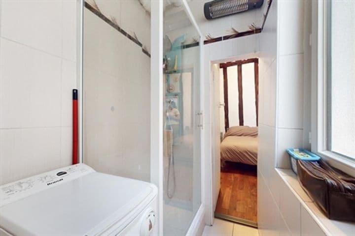 1 bedroom apartment for sale in Paris 1er, France - Image 3