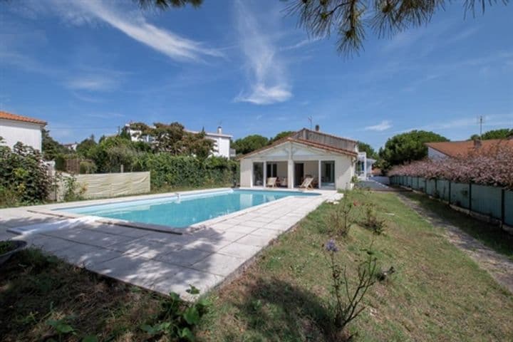 5 bedrooms house for sale in Royan, France