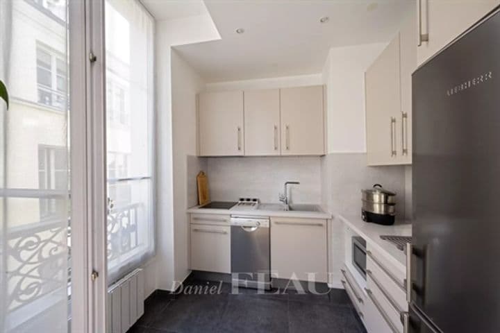 2 bedrooms apartment for sale in Paris 1er, France - Image 2