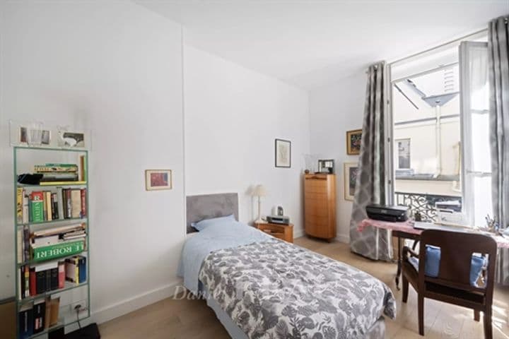 2 bedrooms apartment for sale in Paris 1er, France - Image 3