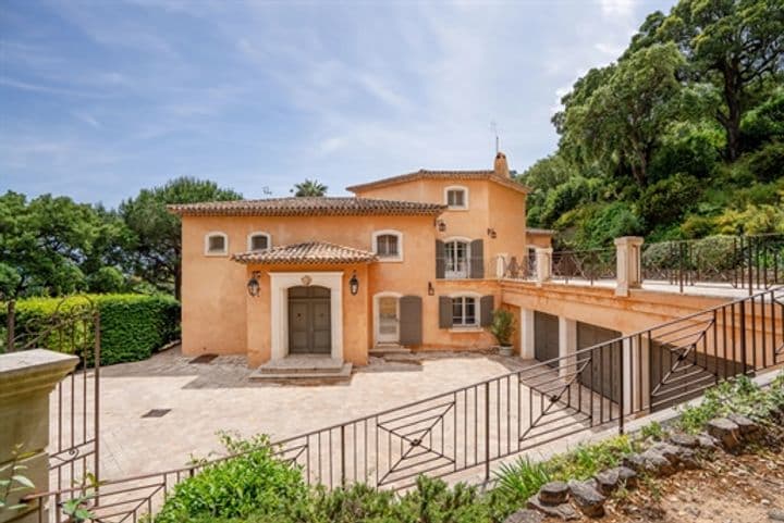 8 bedrooms house for sale in Cavalaire-sur-Mer, France - Image 2