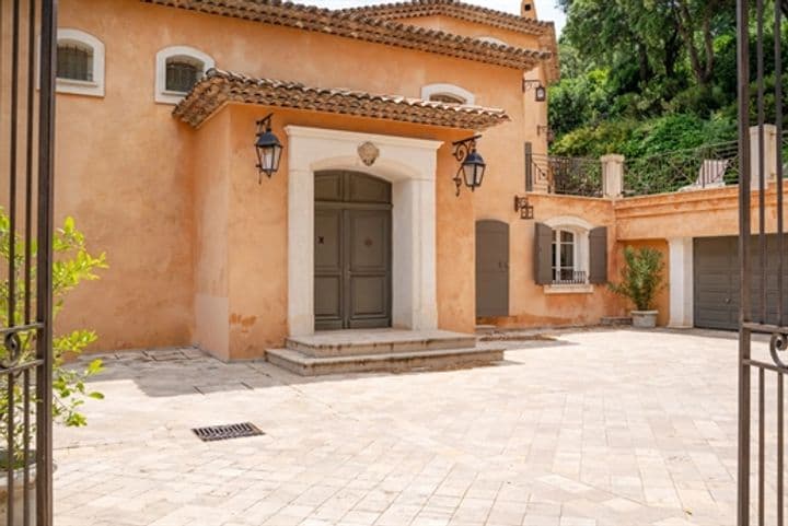 8 bedrooms house for sale in Cavalaire-sur-Mer, France - Image 3