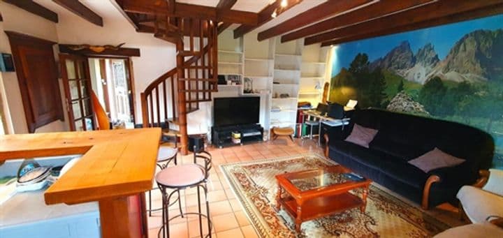 House for sale in Chauffailles, France - Image 6