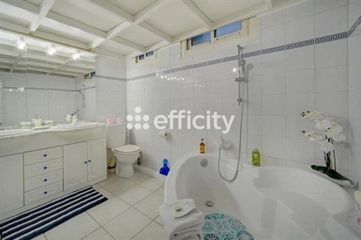 Apartment for sale in Cannes, France - Image 4