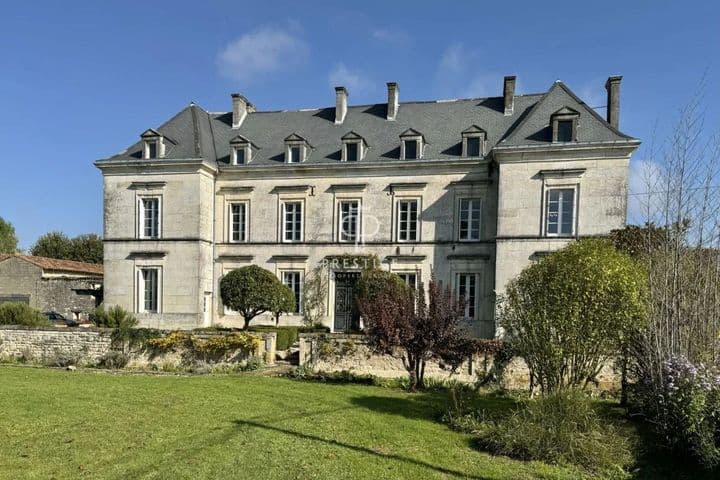 6 bedrooms house for sale in  France - Image 7