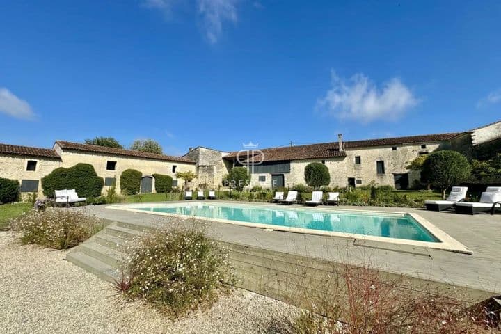 6 bedrooms house for sale in  France - Image 2