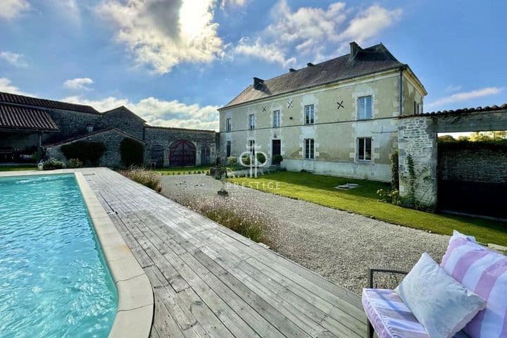 6 bedrooms house for sale in  France - Image 10